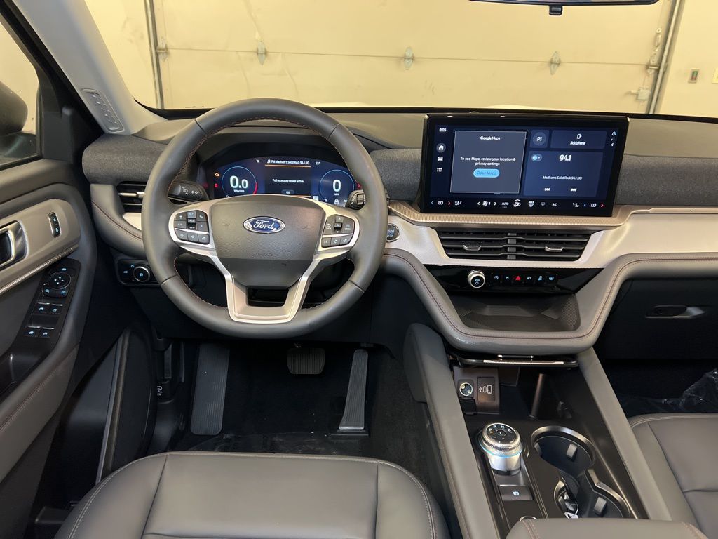 2025 Ford Explorer Active - Photo 8