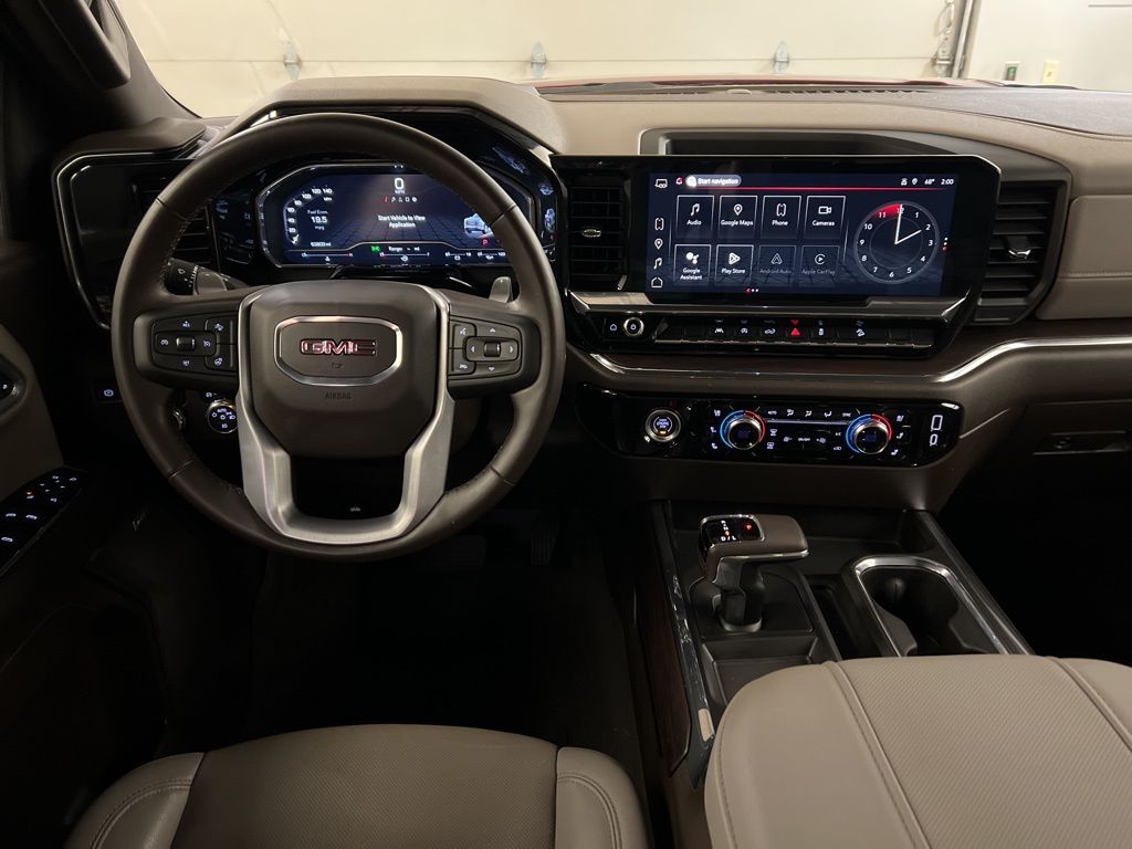 2023 GMC Sierra 1500 SLT - Photo 8