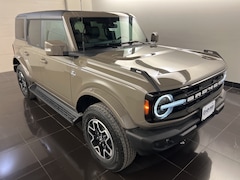 2025 Ford Bronco Outer Banks SUV