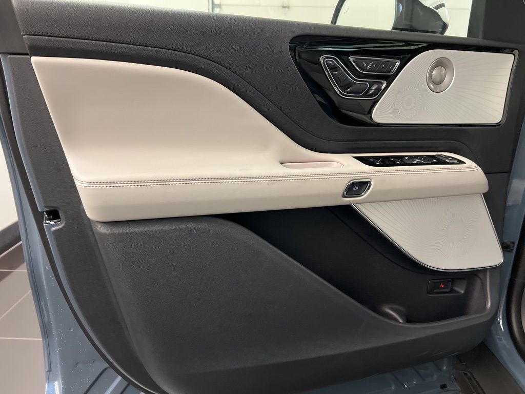 2025 Lincoln Aviator Reserve - Photo 28