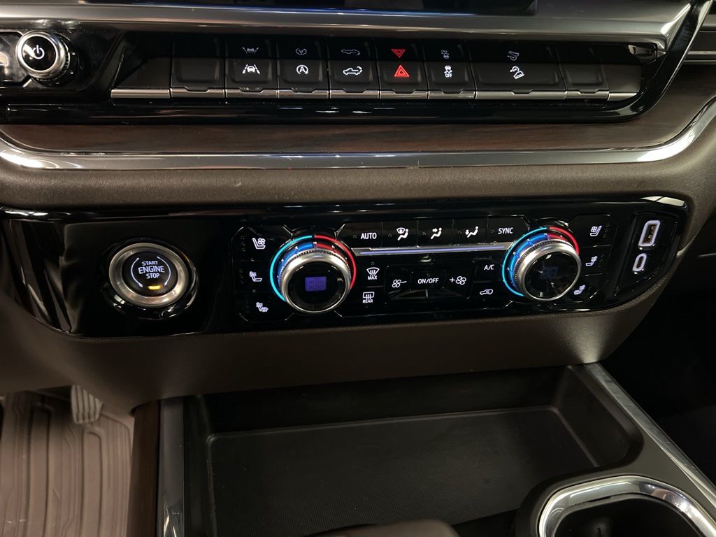 2023 GMC Sierra 1500 SLT - Photo 13