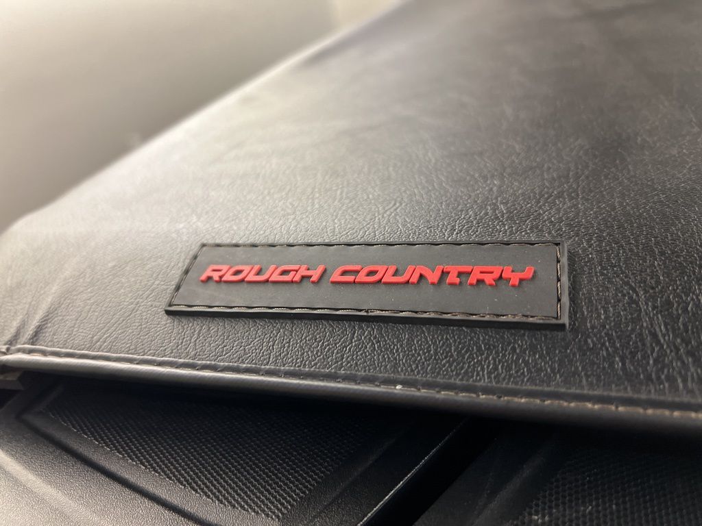 2023 GMC Sierra 1500 SLT - Photo 36