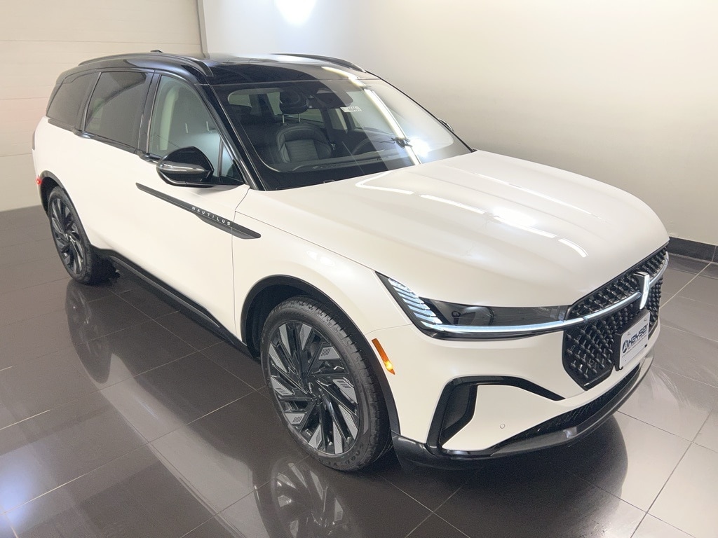 2026 Lincoln Nautilus Reserve's photo