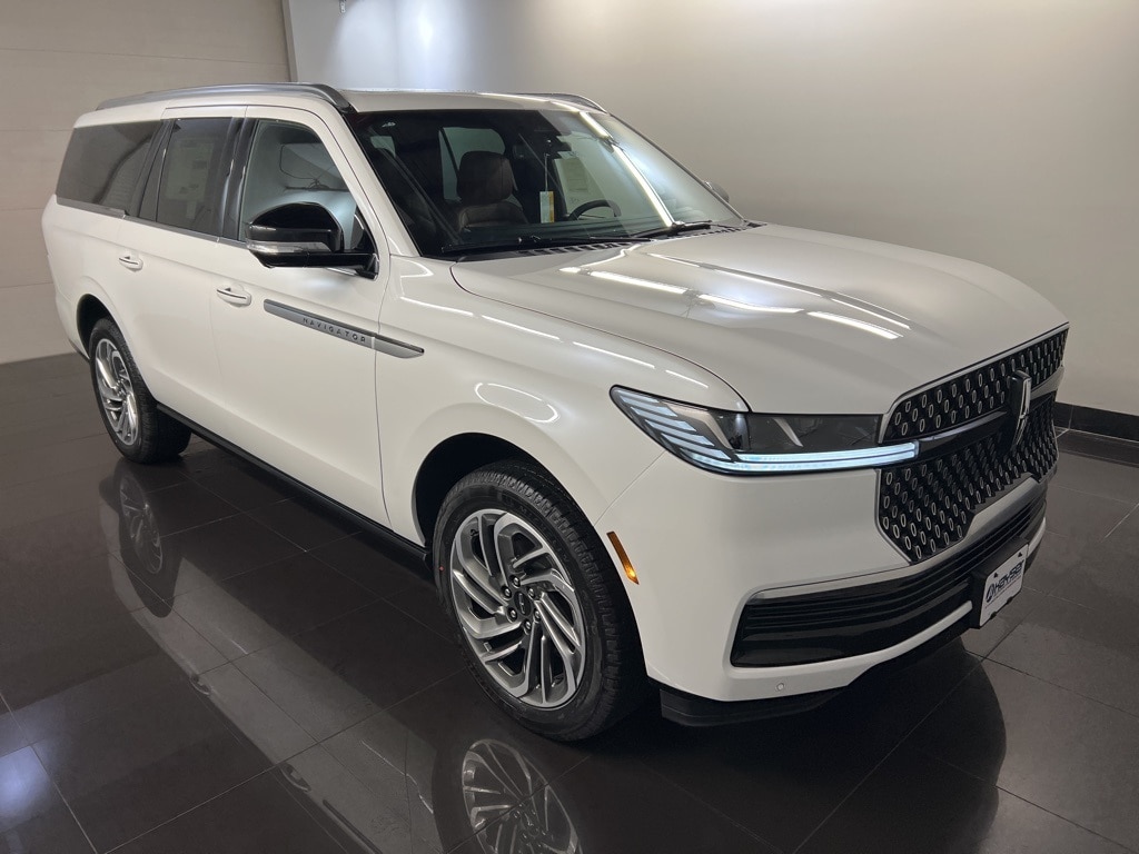 2026 Lincoln Navigator Reserve's photo