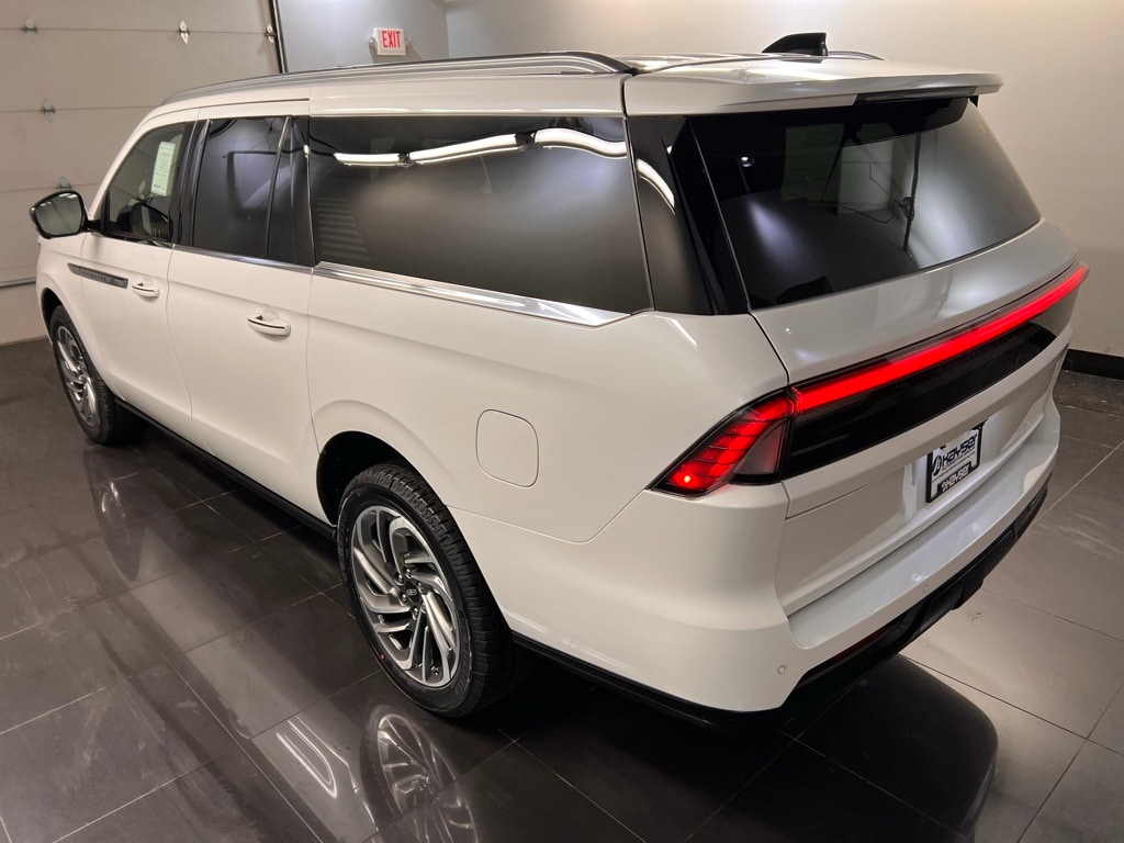 New 2026 Lincoln Navigator L Reserve SUV