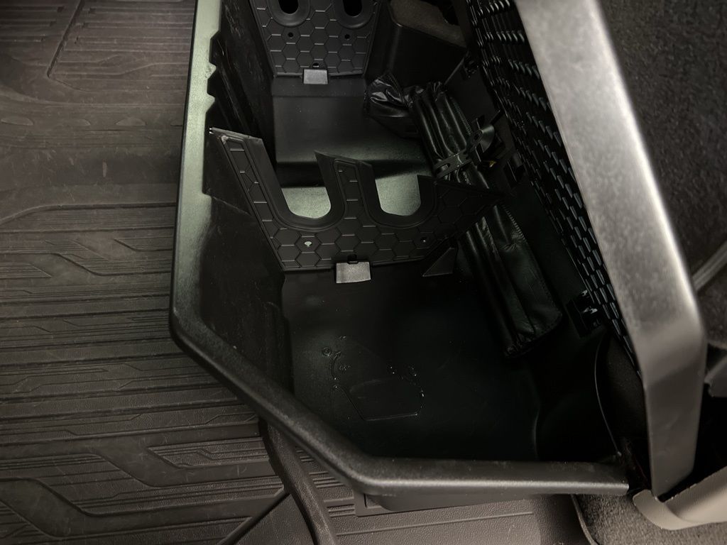 2023 GMC Sierra 1500 SLT - Photo 31