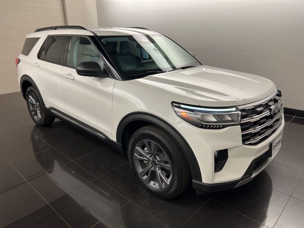 2025 Ford Explorer