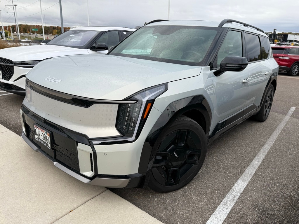 Used 2024 Kia EV9 GT-Line SUV