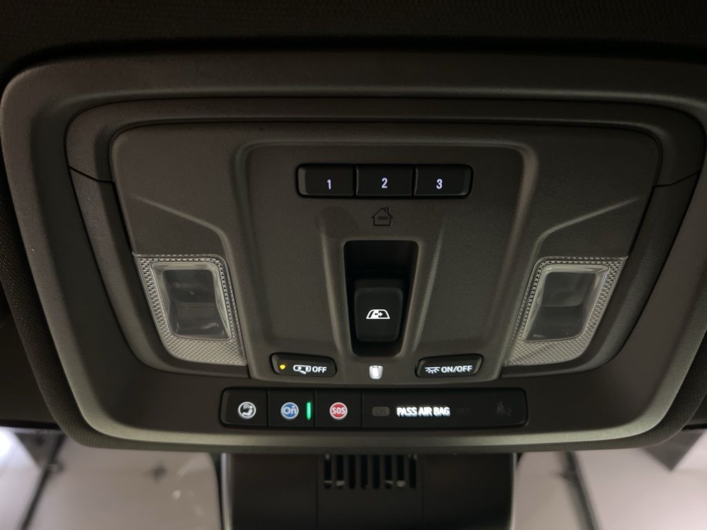 2023 GMC Sierra 1500 SLT - Photo 23