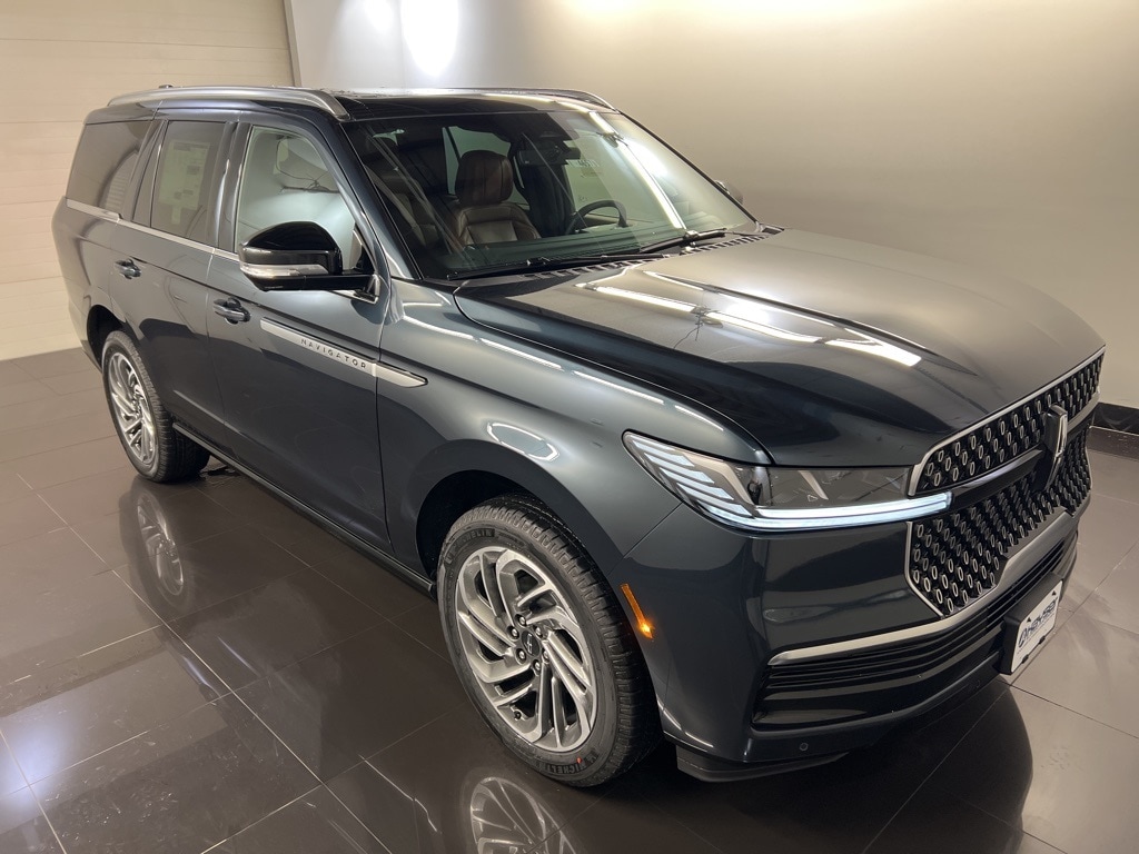 2025 Lincoln Navigator Reserve's photo