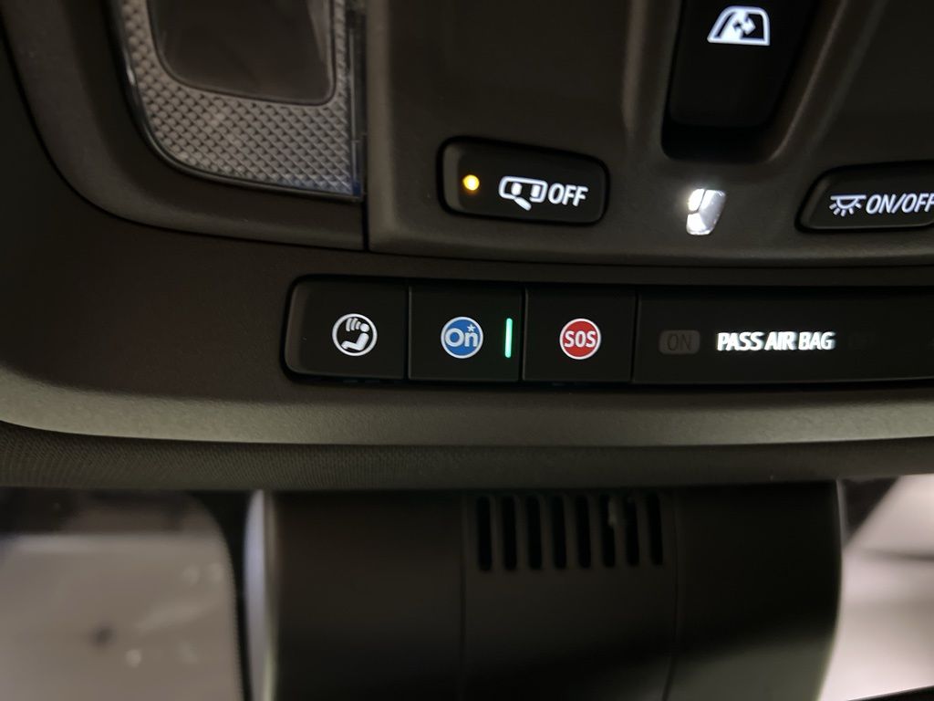 2023 GMC Sierra 1500 SLT - Photo 24