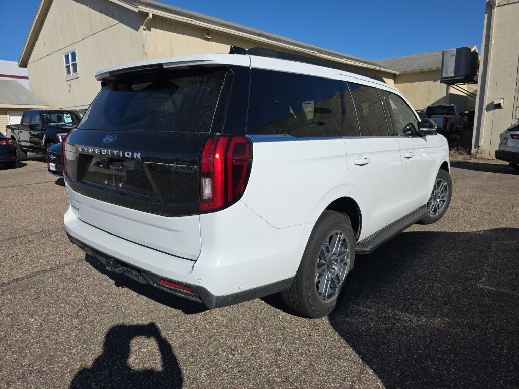 Used 2025 Ford Expedition Active SUV