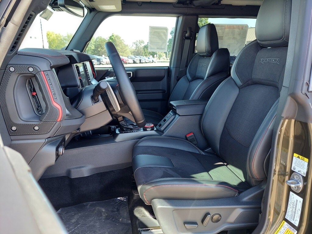 2025 Ford Bronco Raptor photo 3