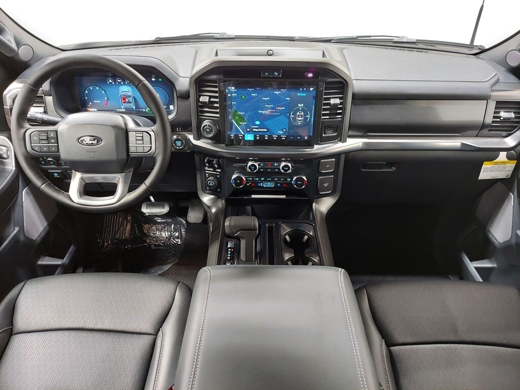 2025 Ford F-150 Lariat photo 2