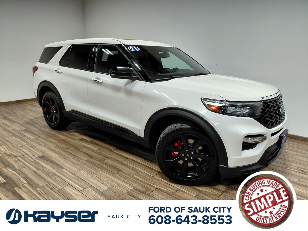 2021 Ford Explorer ST's photo