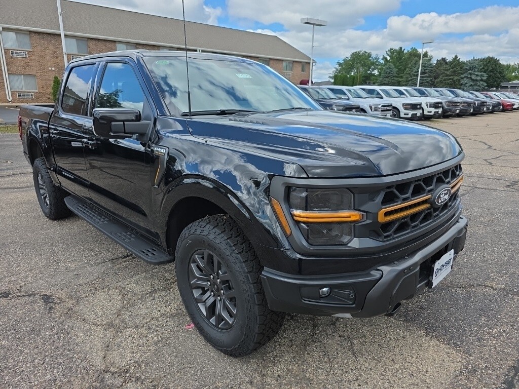 2025 Ford F-150 Tremor photo 2