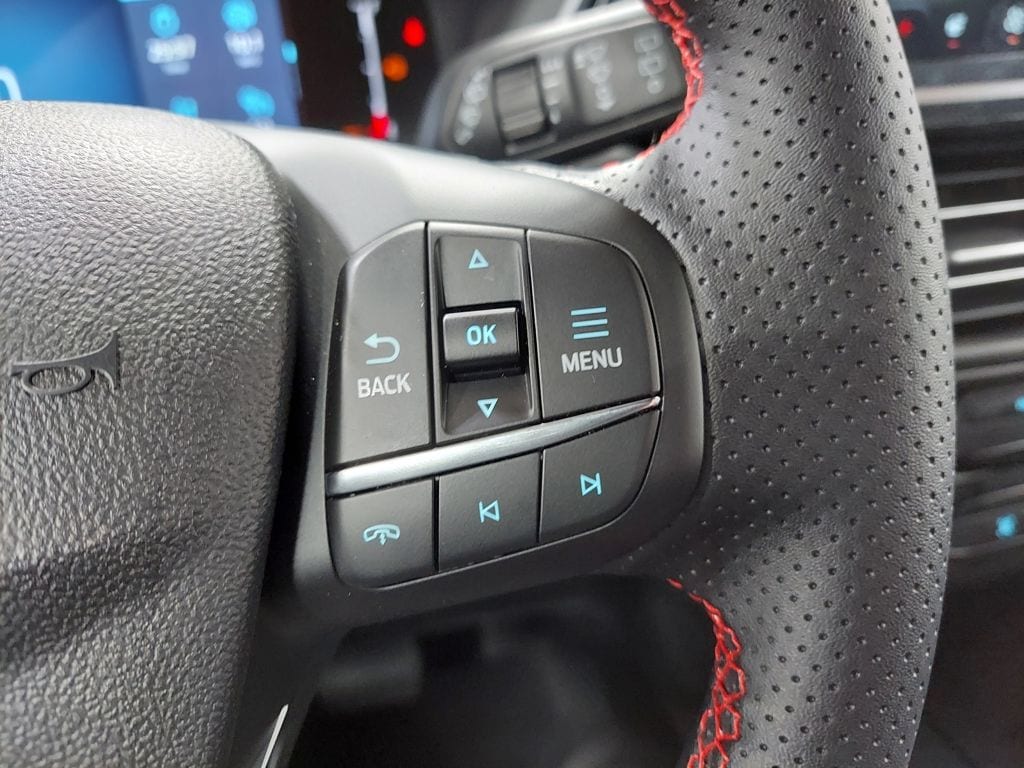 2025 Ford Escape ST-Line - Photo 16