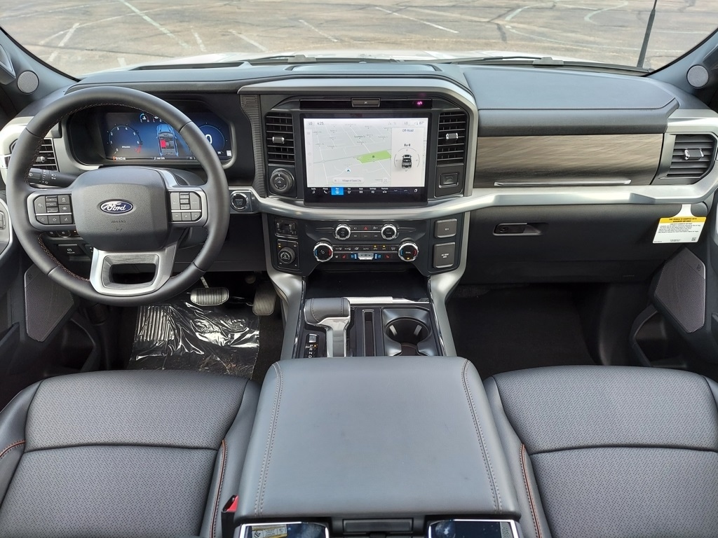 New 2025 Ford F-150 Lariat TRUCK