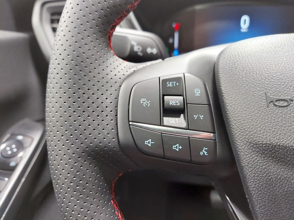 2025 Ford Escape ST-Line - Photo 18