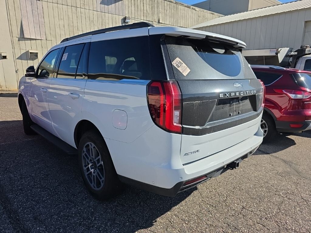 Used 2025 Ford Expedition Active SUV