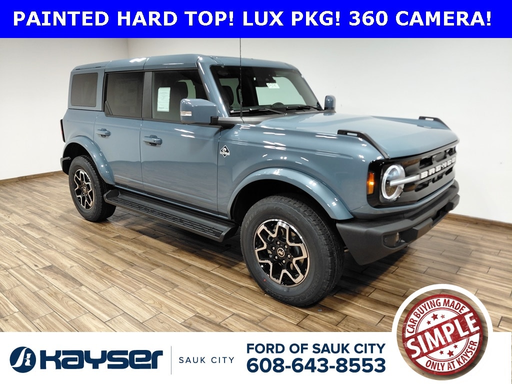 2025 Ford Bronco 4-Door Outer Banks's photo