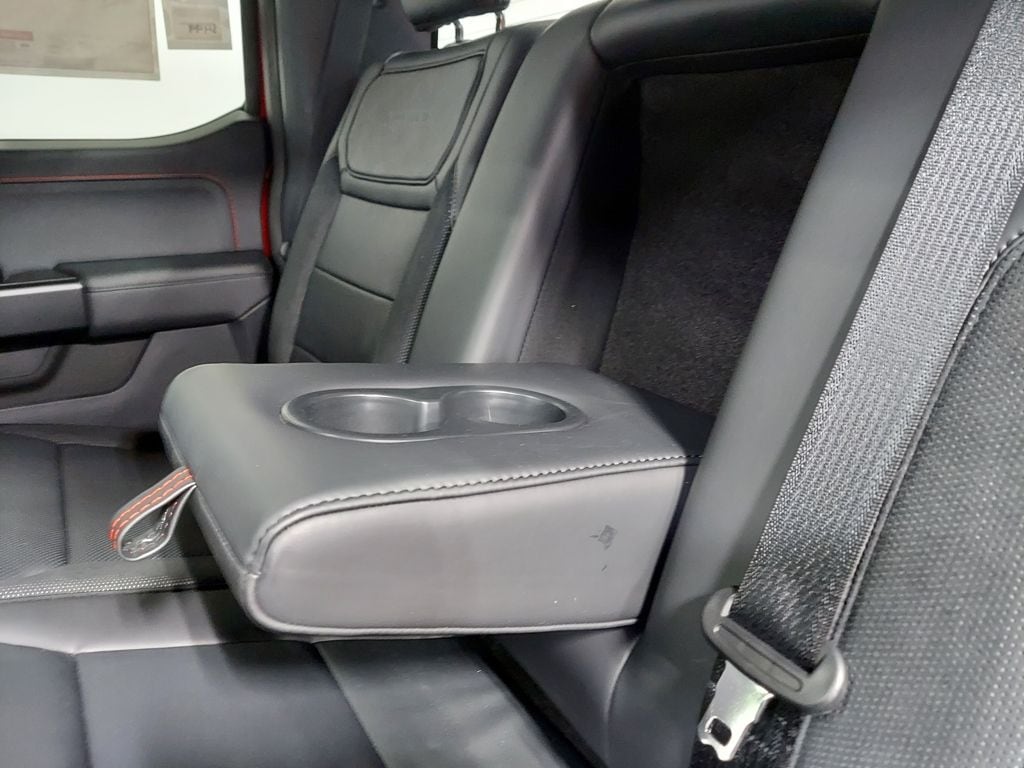 2025 Ford F-150 Raptor - Photo 28
