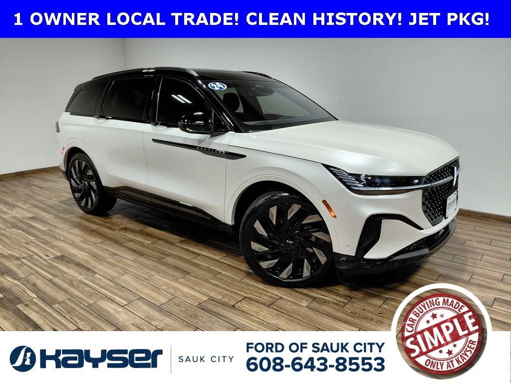 2024 Lincoln Nautilus Reserve's photo