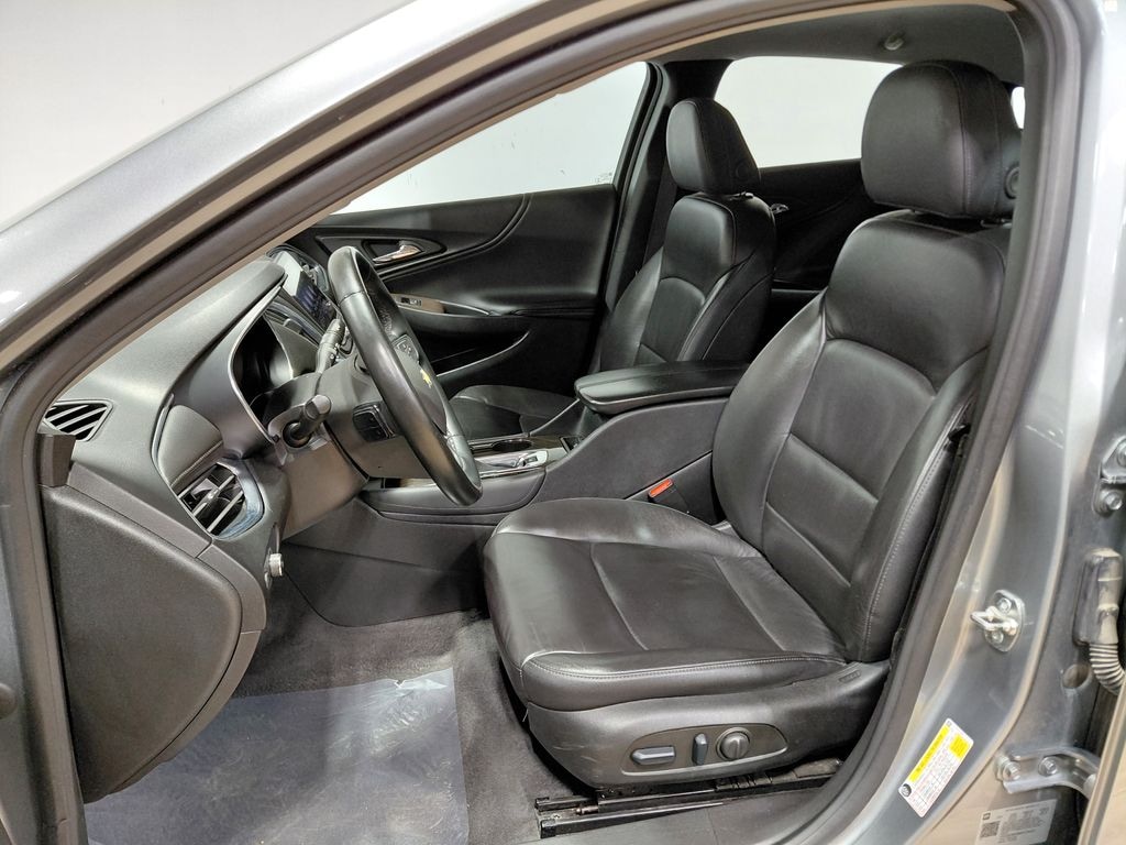 Used 2024 Chevrolet Malibu LT w/2LT Sedan