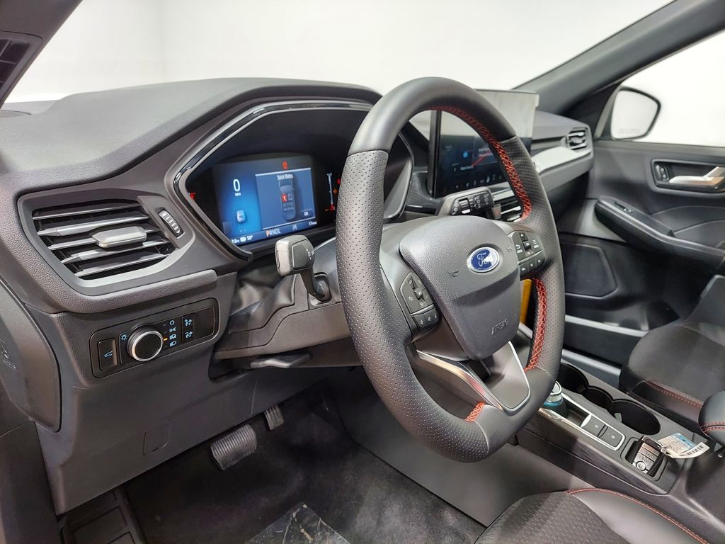 2025 Ford Escape ST-Line - Photo 12