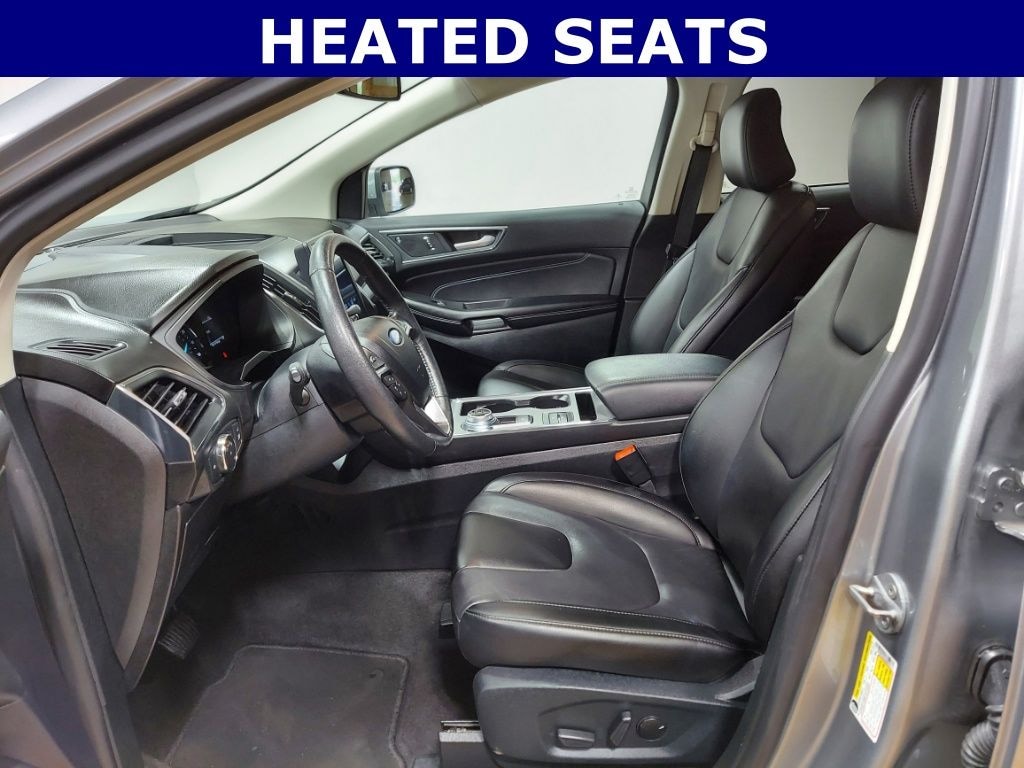 Used 2022 Ford Edge Titanium SUV