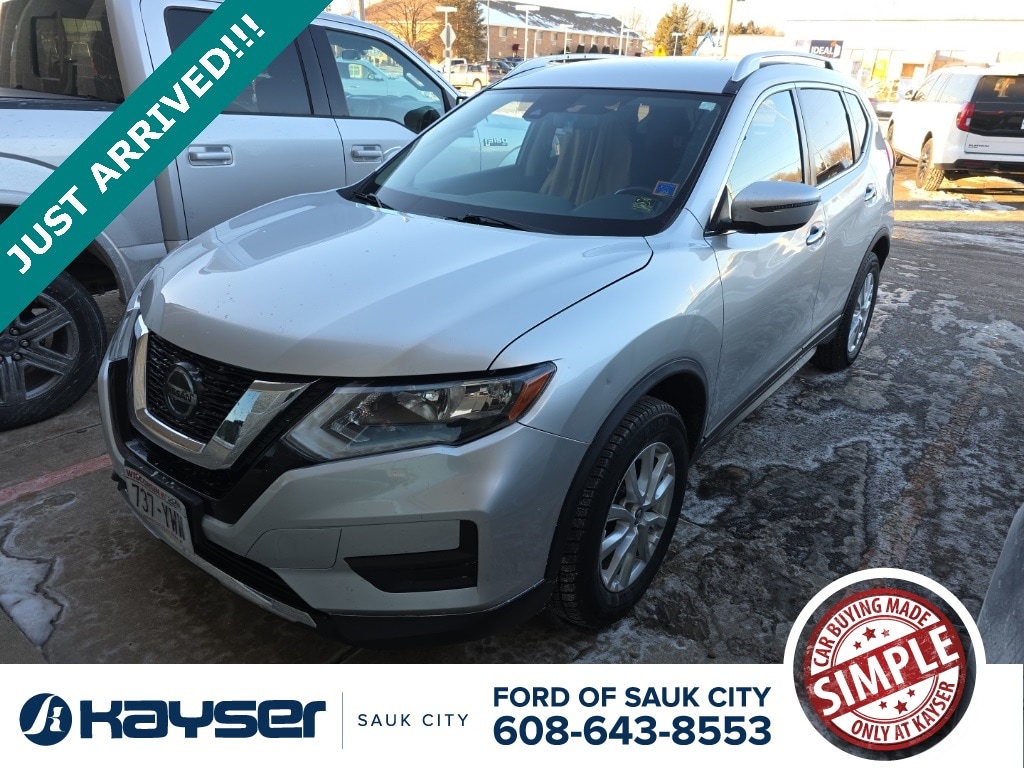 2020 Nissan Rogue SV