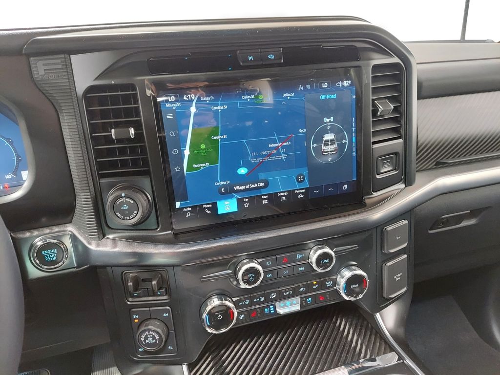 2025 Ford F-150 Raptor - Photo 19