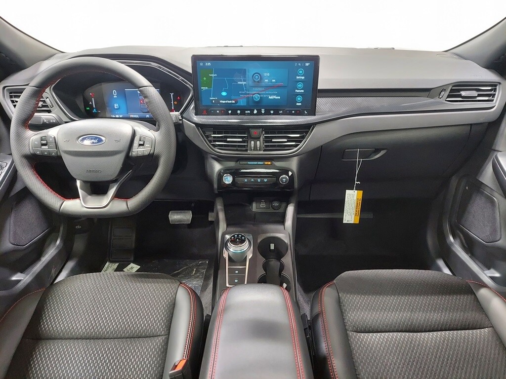 2025 Ford Escape ST-Line photo 2