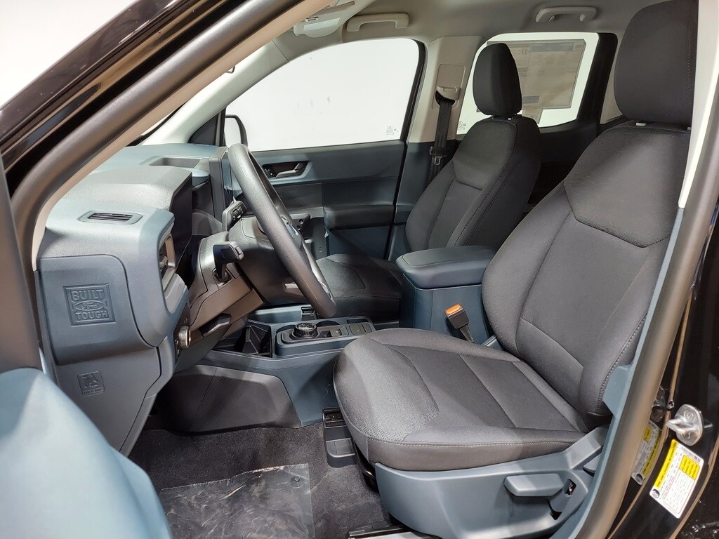 2025 Ford Maverick XL photo 3