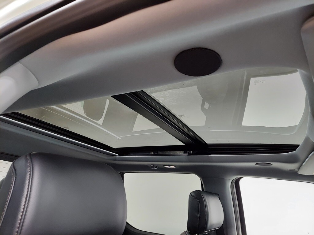 2025 Ford F-250 Lariat photo 4