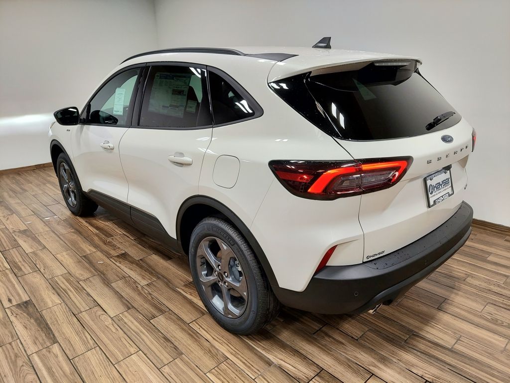 2025 Ford Escape ST-Line - Photo 9