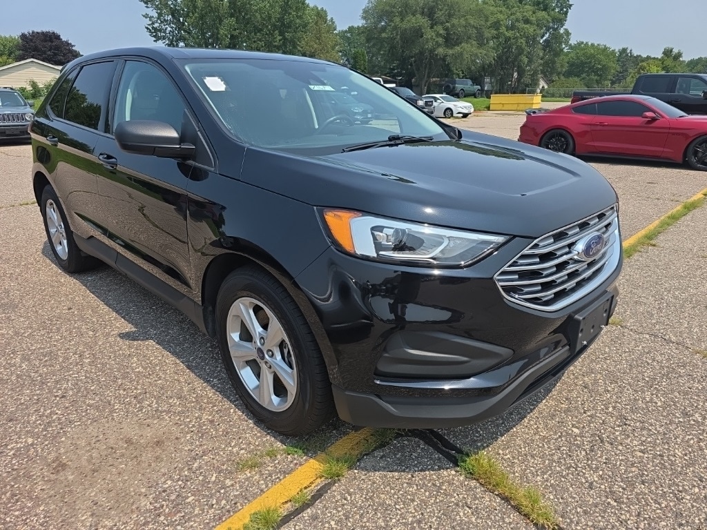 Used 2020 Ford Edge SE with VIN 2FMPK4G91LBB39766 for sale in Sauk City, WI
