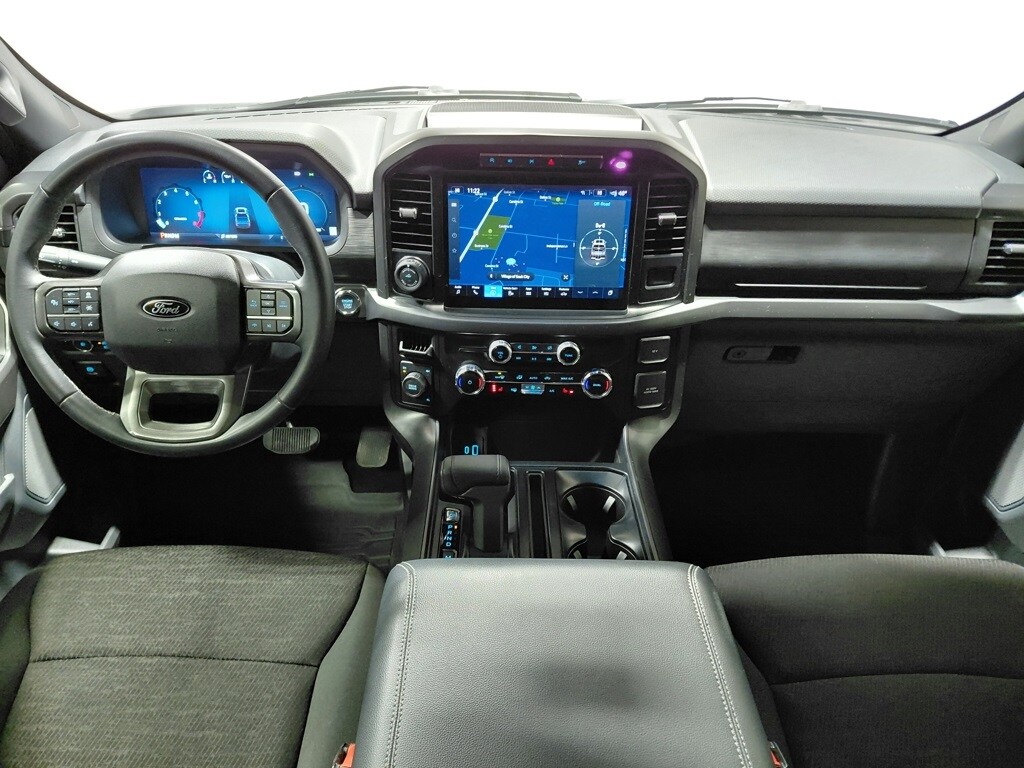 2024 Ford F-150 XLT photo 2