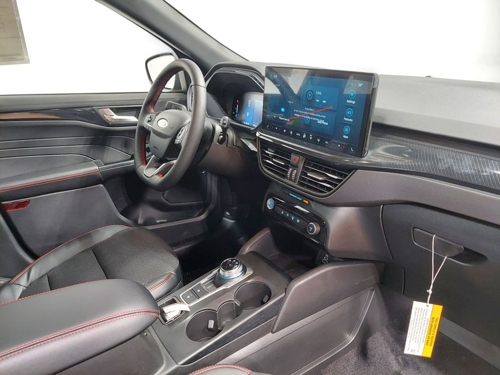 2025 Ford Escape ST-Line - Photo 14