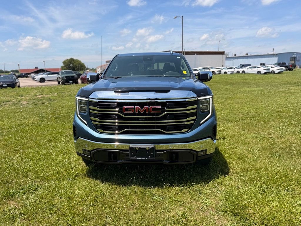 Used 2024 GMC Sierra 1500 SLT Truck Crew Cab