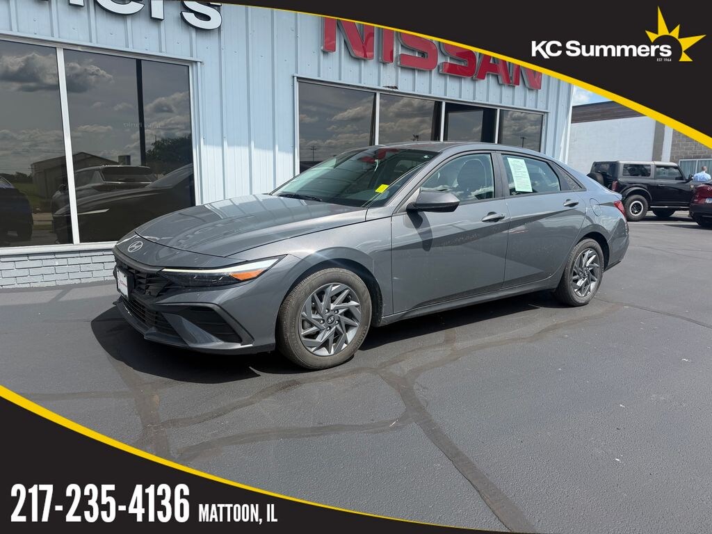 Used 2024 Hyundai Elantra SEL Sedan
