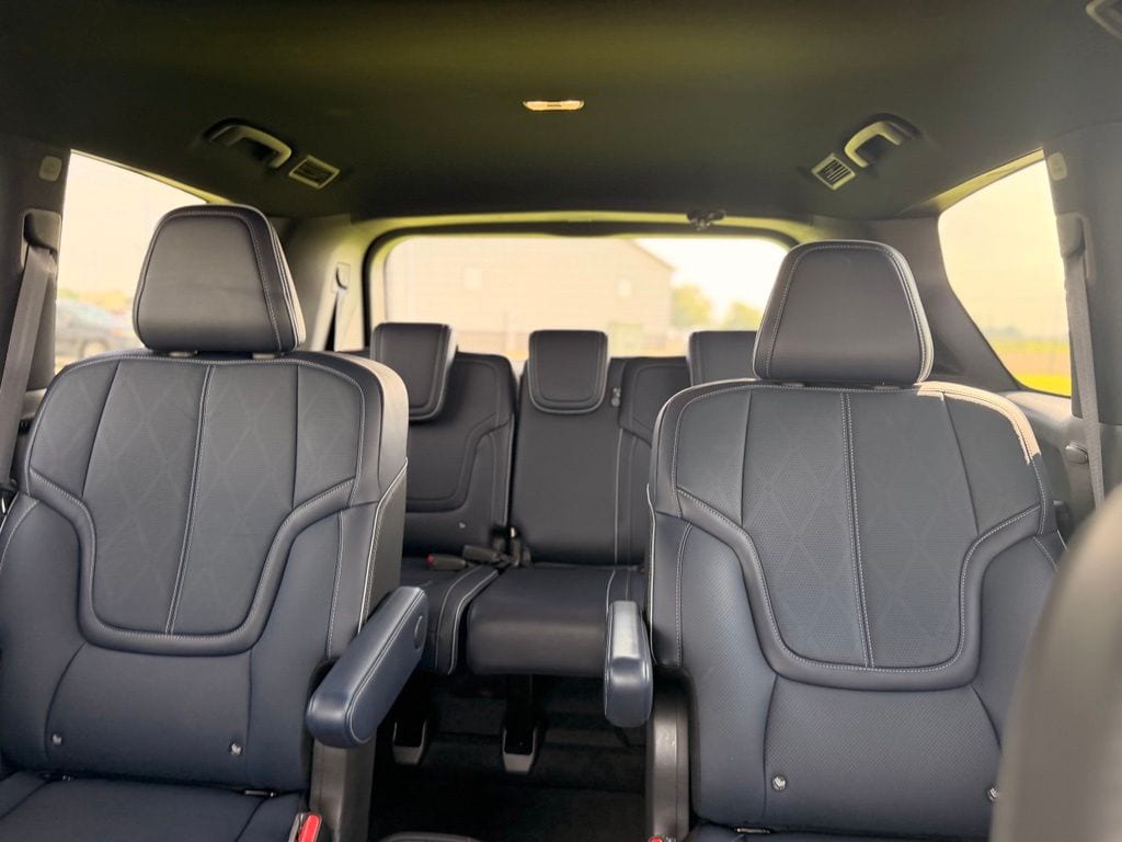 2026 INFINITI QX80 Sport - Photo 10