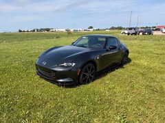2026 Mazda MX-5 Miata RF Grand Touring CONVERTIBLE