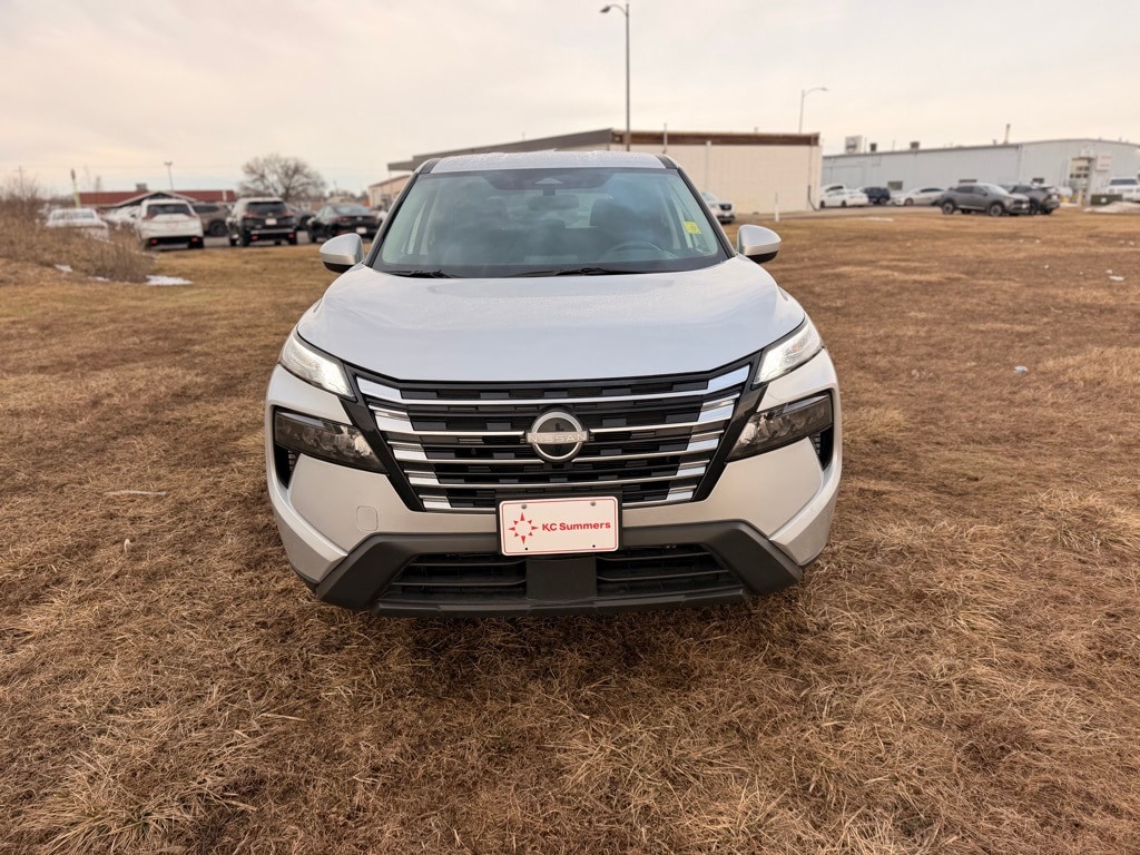 Used 2025 Nissan Rogue SV SUV