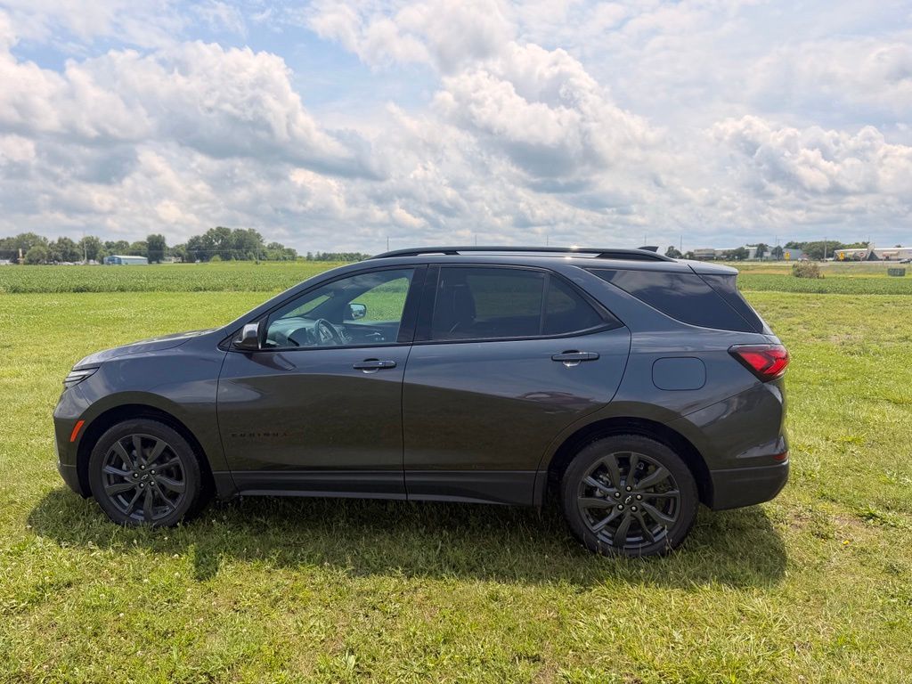 2022 Chevrolet Equinox RS - Photo 8