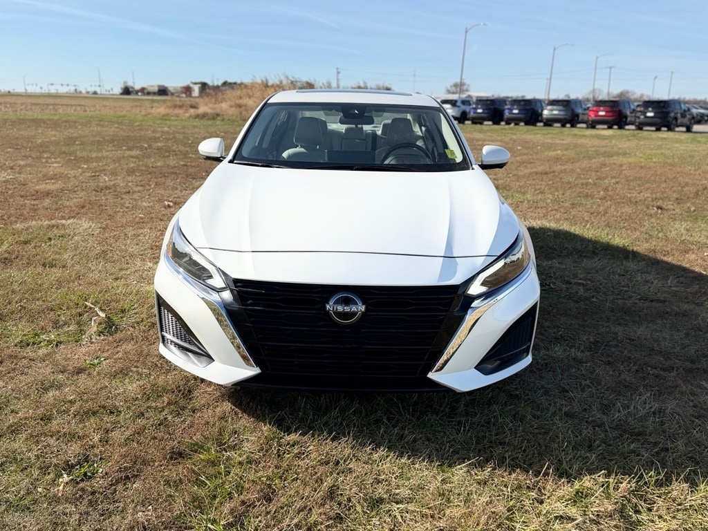 Certified 2024 Nissan Altima 2.5 SL Sedan