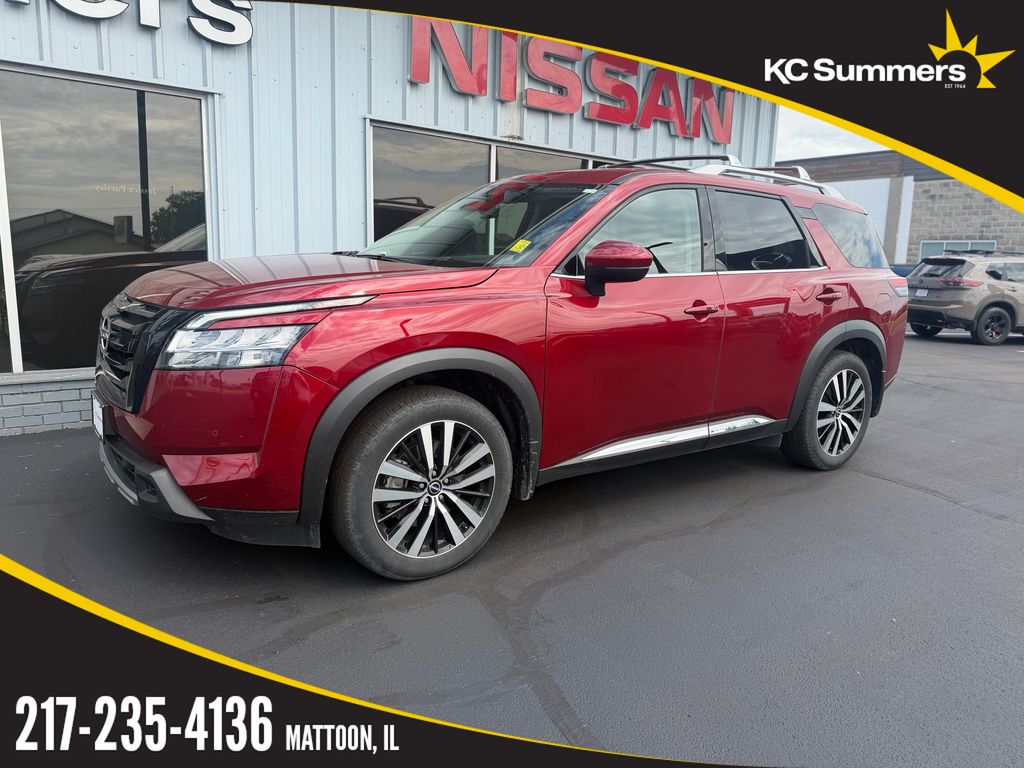 2024 Nissan Pathfinder Platinum 4WD's photo
