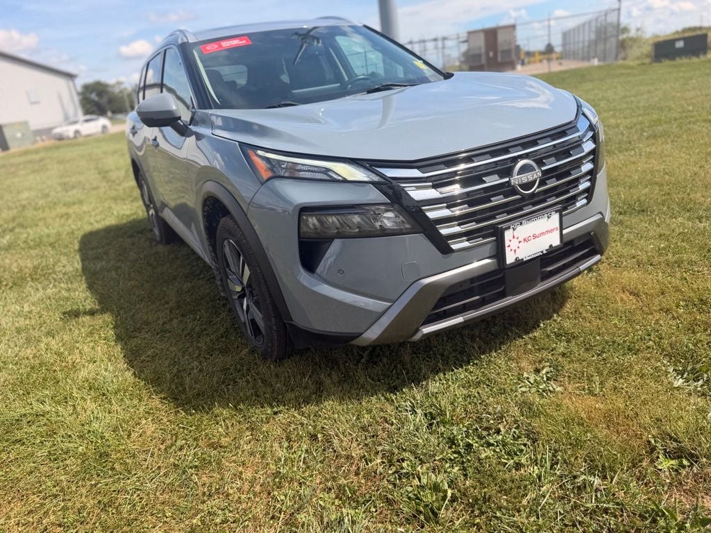 Used 2024 Nissan Rogue SL SUV