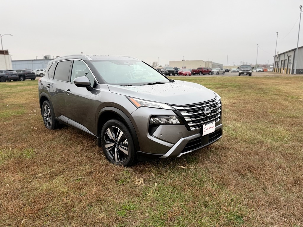 Certified 2025 Nissan Rogue SL SUV