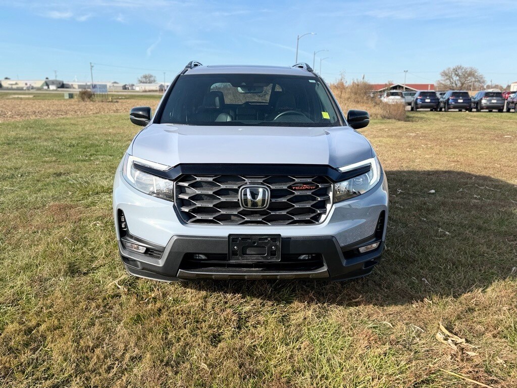 Used 2025 Honda Passport TrailSport SUV